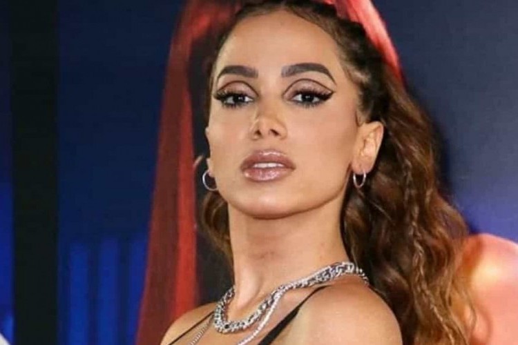 https://webradioparacuru.com/uploads/news/Anitta estreia como atriz e aparecerá como fã obcecada em 'Amor de Mãe'