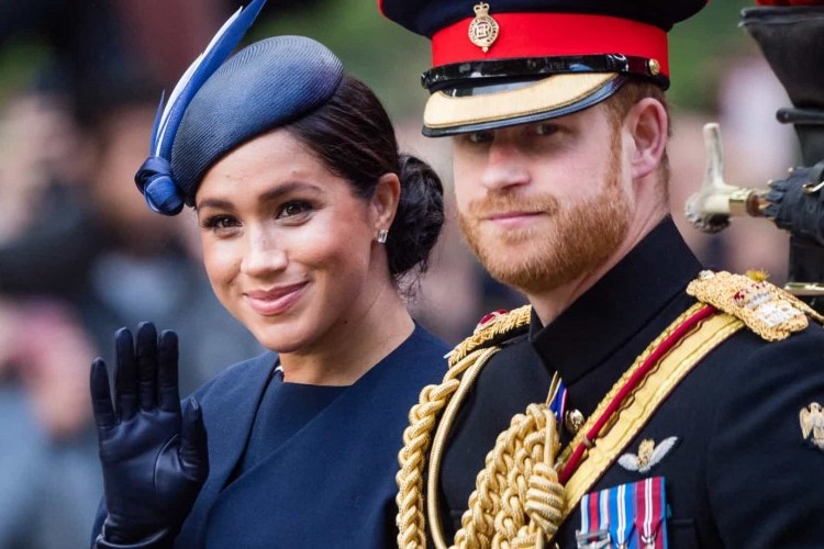 https://webradioparacuru.com/uploads/news/Acordo de Harry e Meghan Markle com a rainha é válido por um ano
