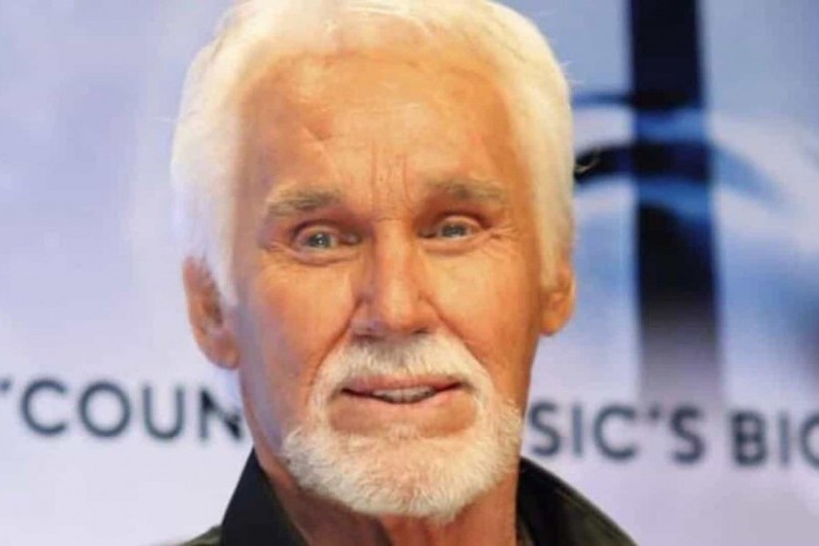 https://webradioparacuru.com/uploads/news/Morre Kenny Rogers, um dos maiores astros do country, aos 81 anos