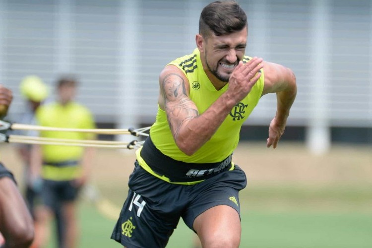 https://webradioparacuru.com/uploads/news/Arrascaeta treina, mas Rafinha fica fora e deve desfalcar o Flamengo