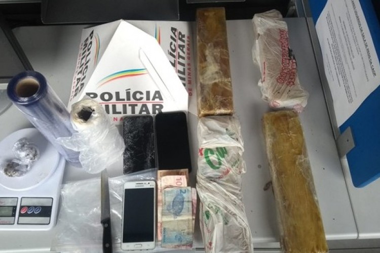 https://webradioparacuru.com/uploads/news/Criminoso é preso com maconha após perseguição em Uberlândia