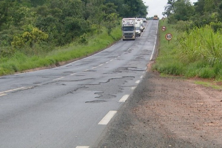 https://webradioparacuru.com/uploads/news/Recuperação da MGC-497 entre Uberlândia e Prata deve começar em março