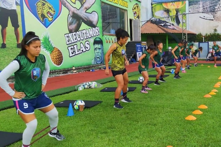 https://webradioparacuru.com/uploads/news/Mesmo com oito jogadoras infectadas, equipe volta a treinos em Manaus