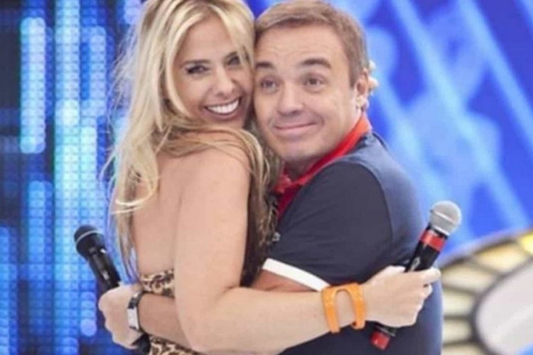 https://webradioparacuru.com/uploads/news/Adriane Galisteu é escalada para comandar programas de Gugu na Record