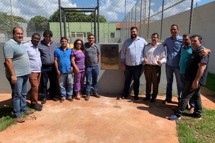 Prefeitura Municipal de Iturama Finaliza Reforma da Quadra Poliesportiva no bairro Tiradentes