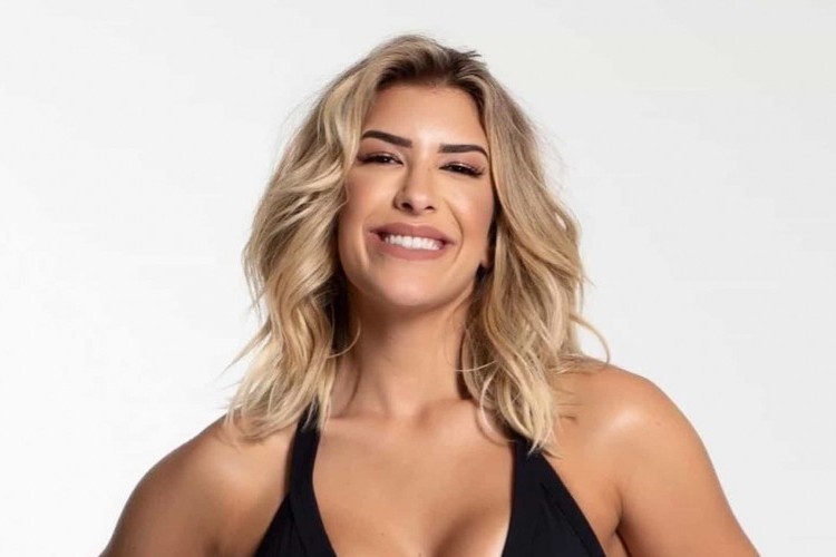 Lorena Improta diz que comprou quadro de R$ 12 mil sem querer em leilão